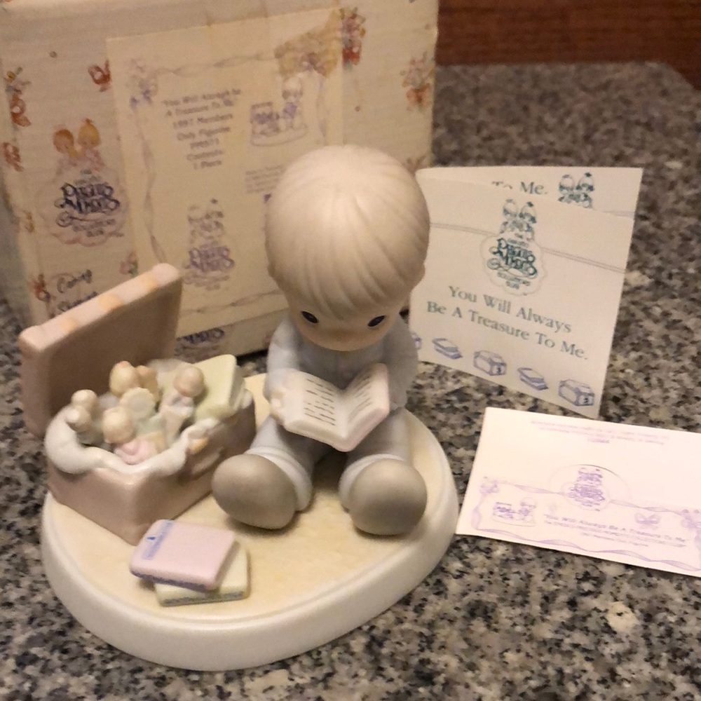 Precious Moments 1997 Members Only “You Will Always Be a Treasure to Me”